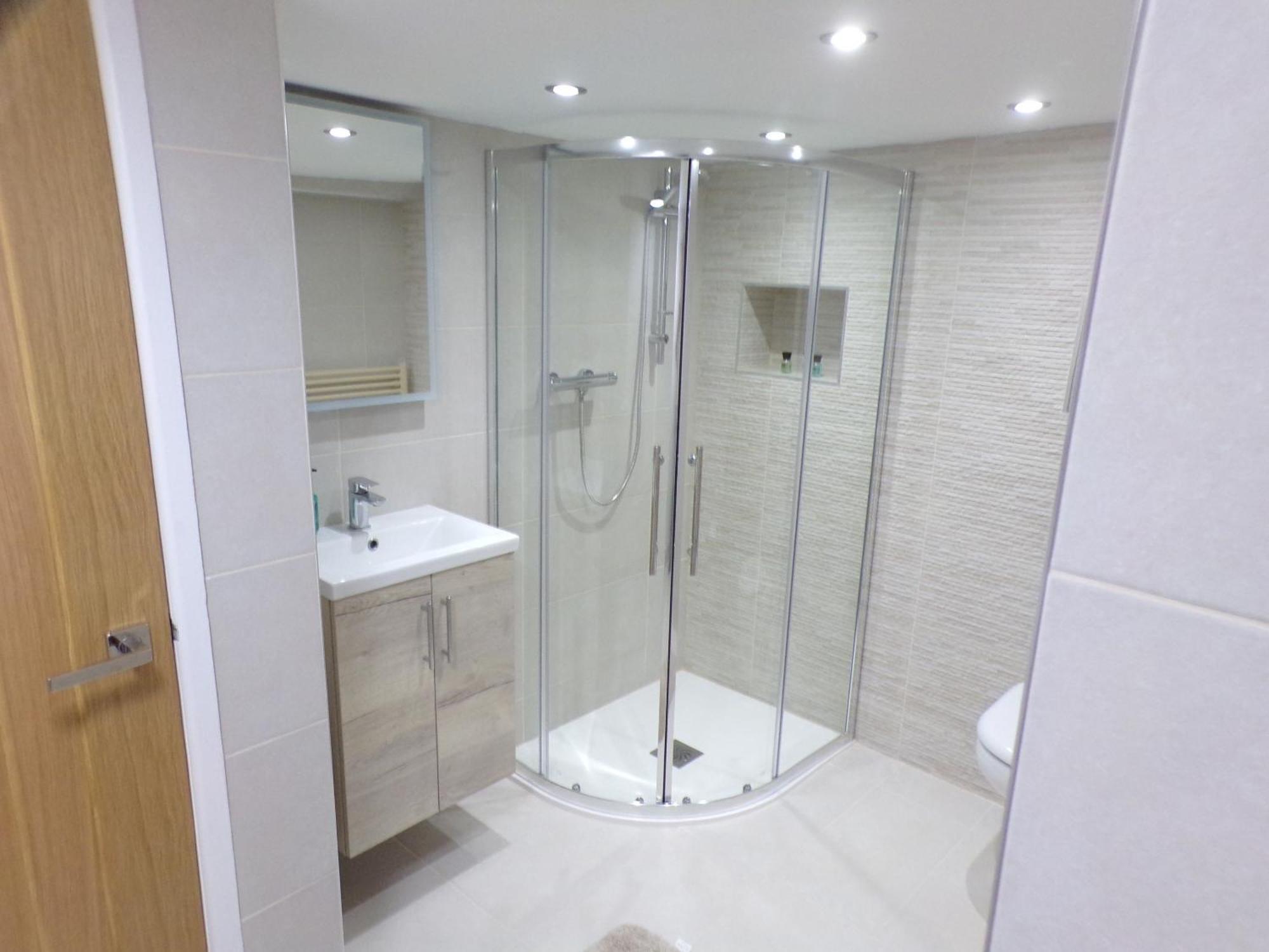 3Thedome - Luxury Ground Floor Apartment Opposite The Beach, Barton On Sea Eksteriør billede